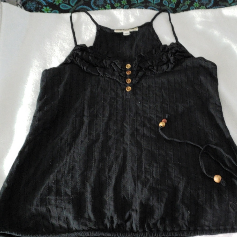 Black shirt
